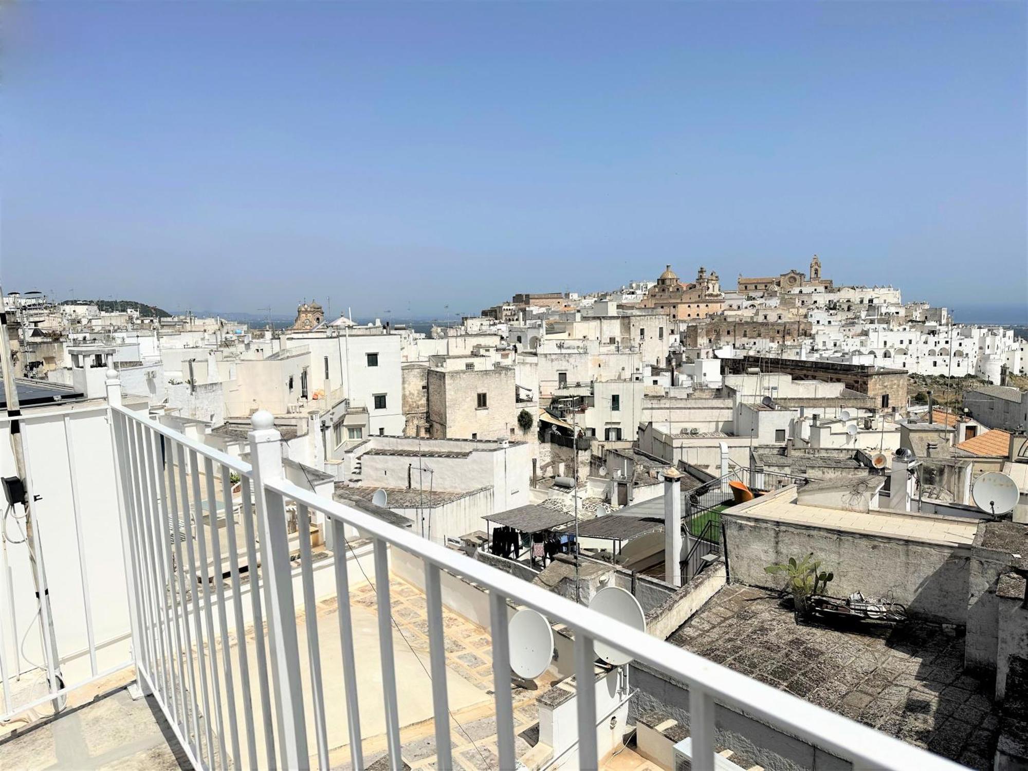 La Stanza Sul Tetto - Panorama&Relax - Ostuni Centro Villa ภายนอก รูปภาพ